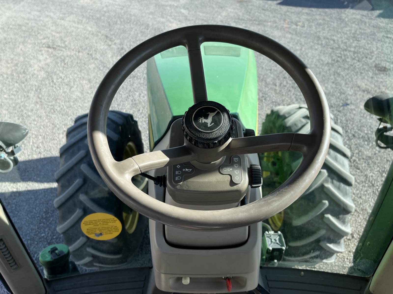 ./imagenes/INVOICE/2019/17674/JOHN DEERE 8310R (10).JPG